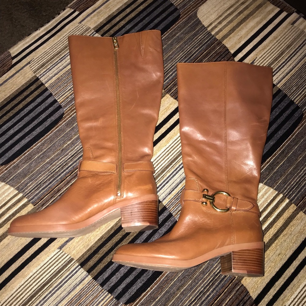 Coach Boots Size 8.5 - Like New!
